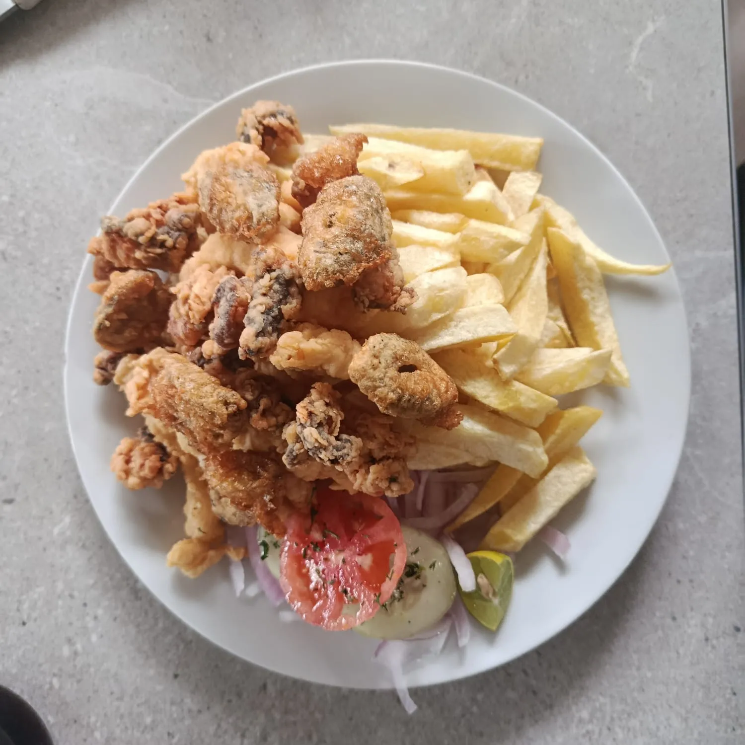carta del restaurant doña luzmila -chicharron mixto