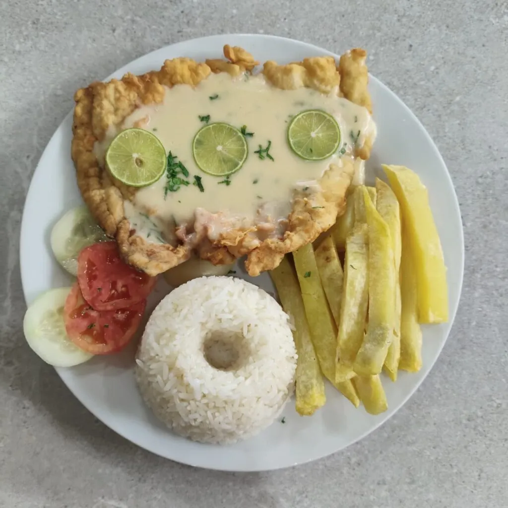 Corvina a la miniere Restaurant Doña Luzmila