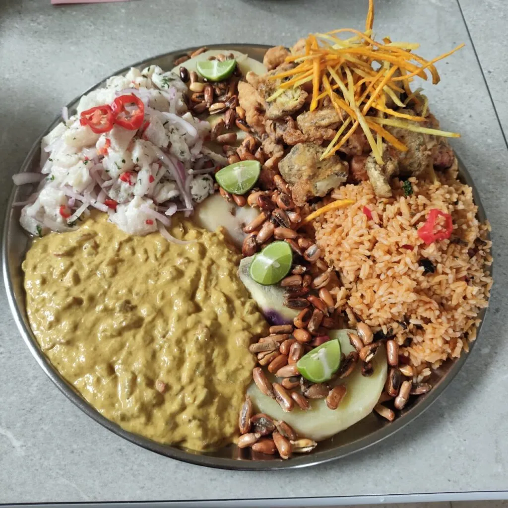 Mollendo - Fuente para 3 Restaurante Doña Luzmila