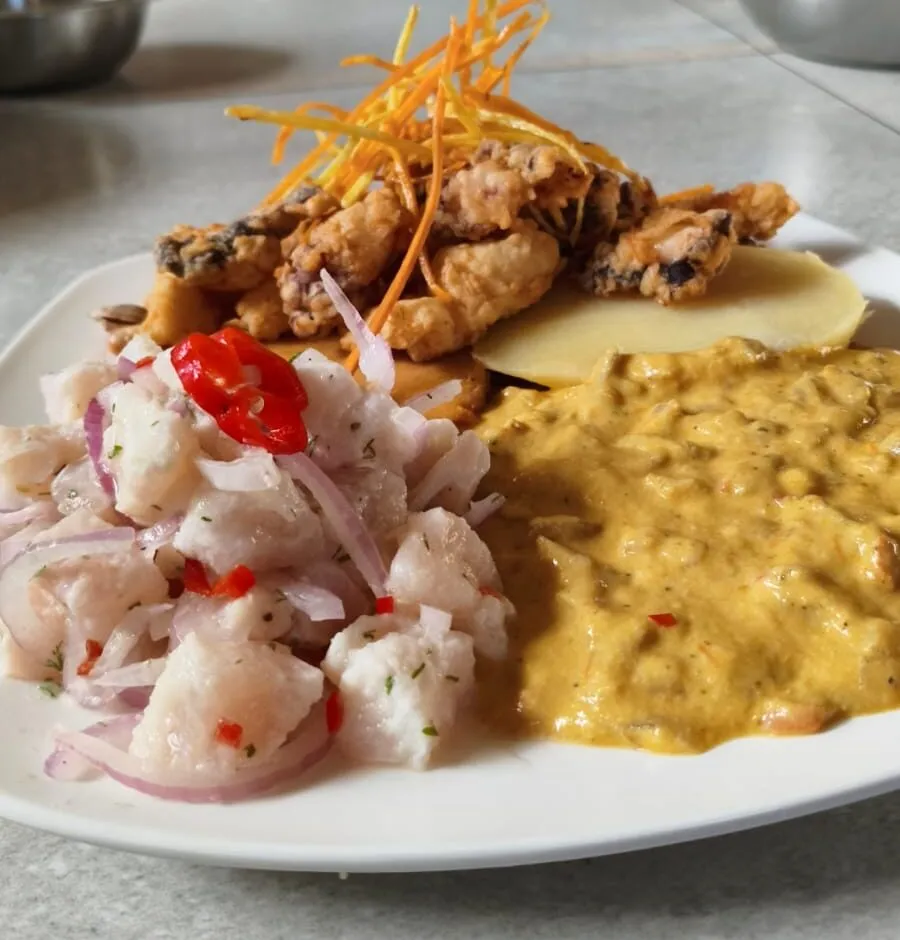 carta del restaurant doña luzmila - ceviche con perol